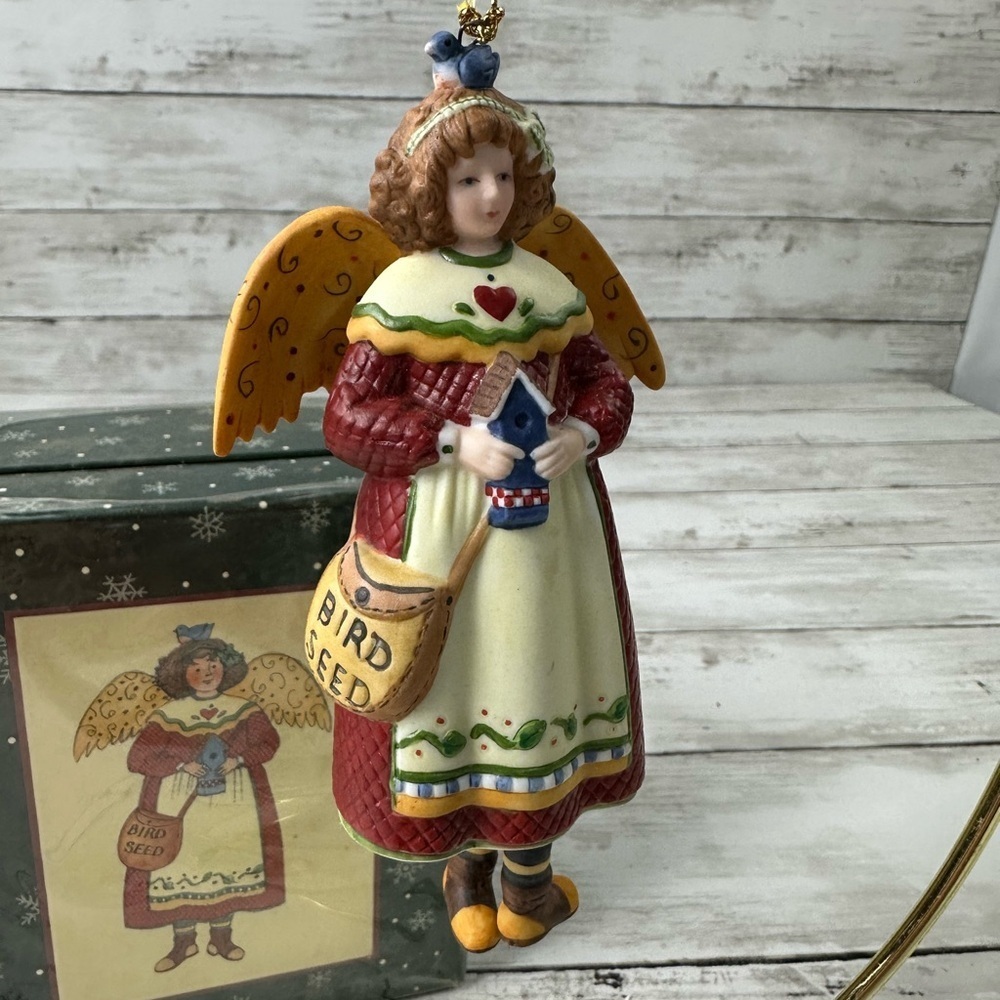 ANGEL Wings of Love Ornament 85500233 Lang & Wise 1999 Susan Winget Birdseed
